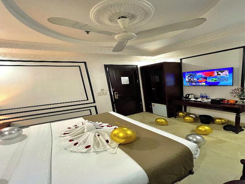 Nam Cuong X Hotel image