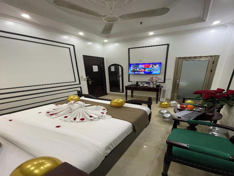 Nam Cuong X Hotel image