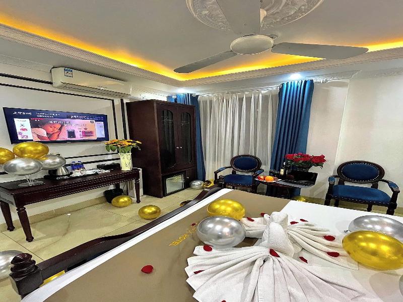Nam Cuong X Hotel image