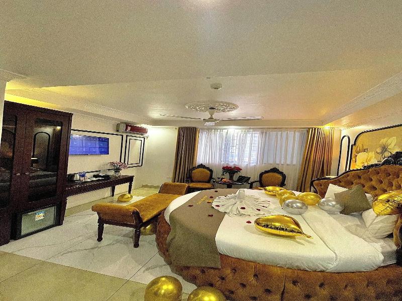 Nam Cuong X Hotel image