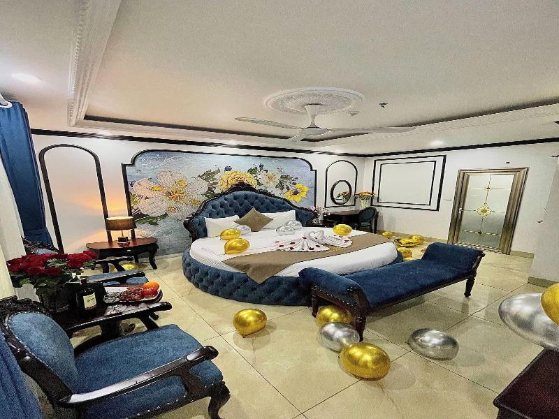 Nam Cuong X Hotel image