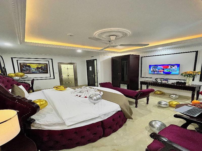 Nam Cuong X Hotel image
