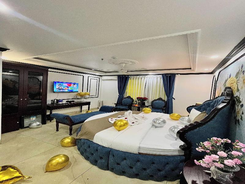 Nam Cuong X Hotel image