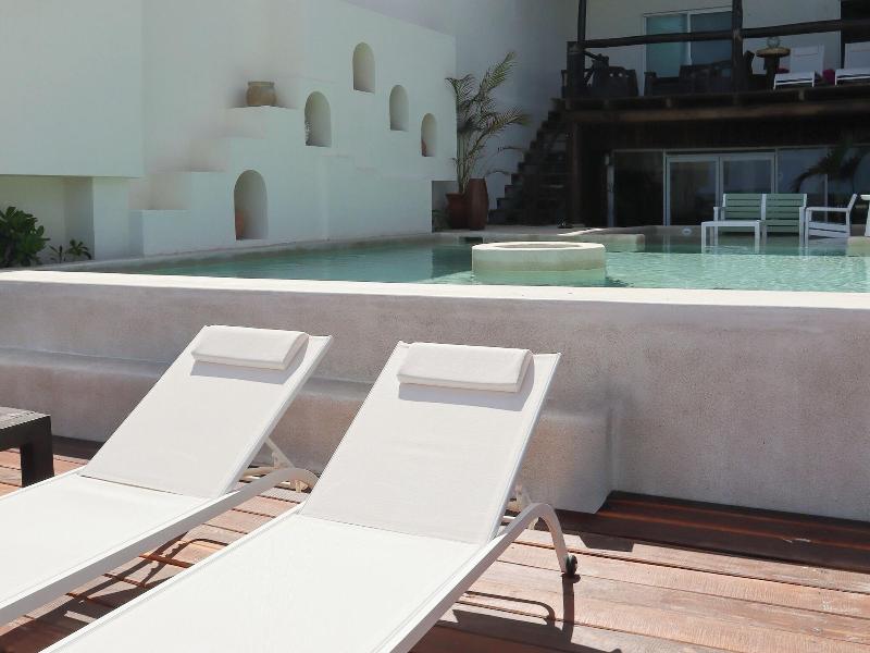 La Palma Beachfront - Self Check In image