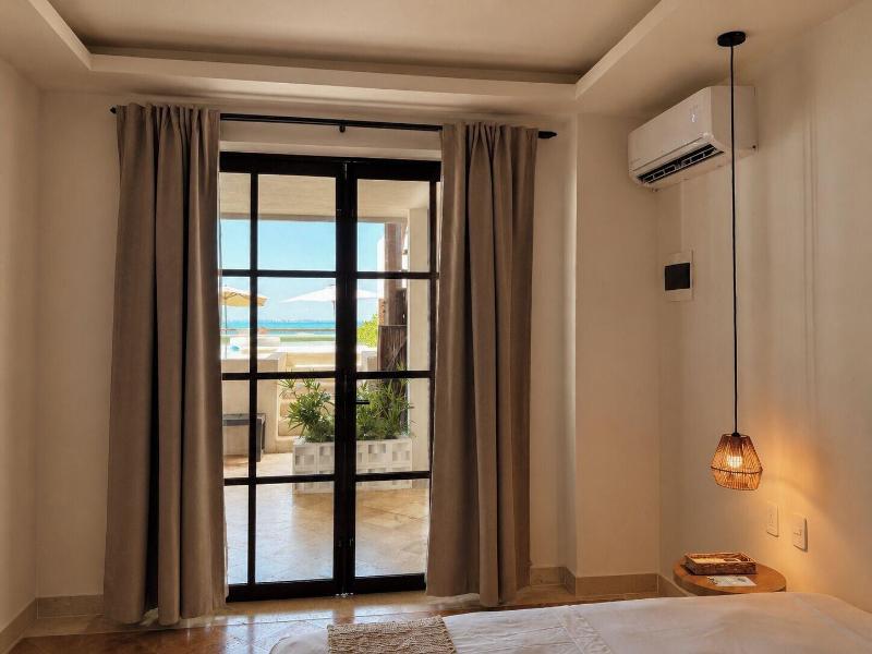 La Palma Beachfront - Self Check In image