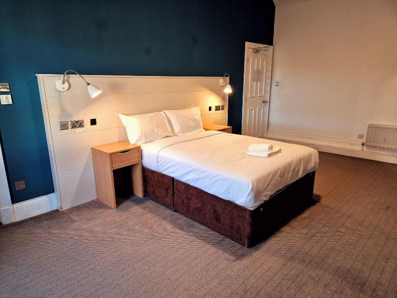 Eden Arms Hotel, Durham image
