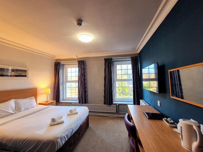 Eden Arms Hotel, Durham image