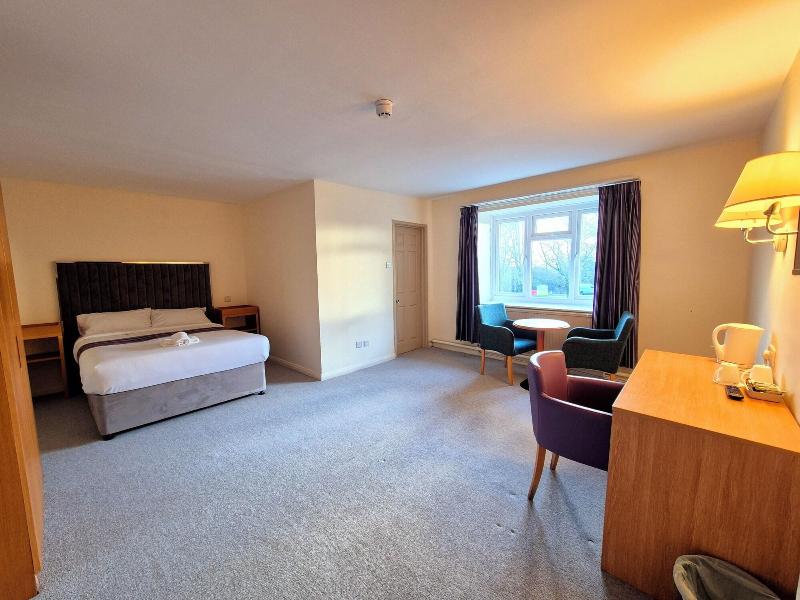Eden Arms Hotel, Durham image
