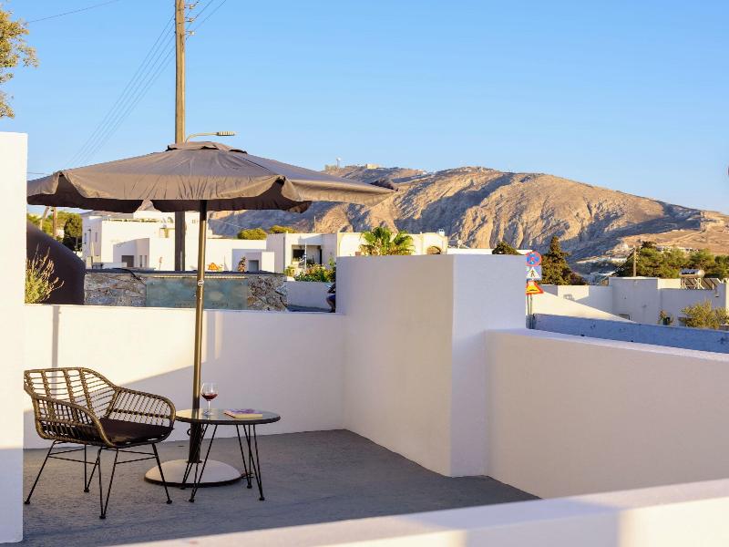 Elia Pyrgos Suites