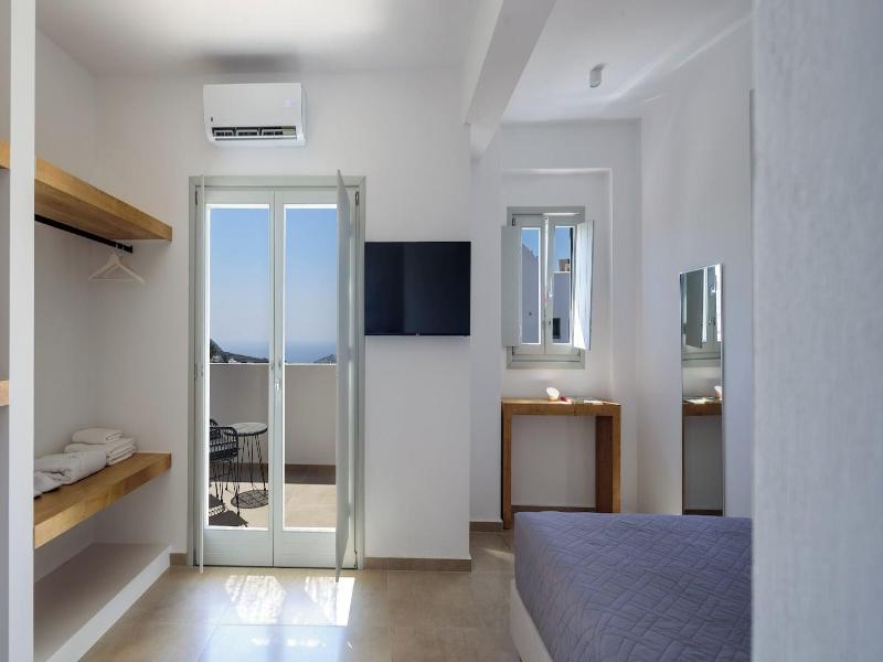 Elia Pyrgos Suites gallery photo 16