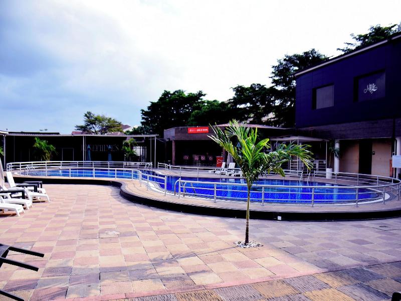 Sandralia Hotel image