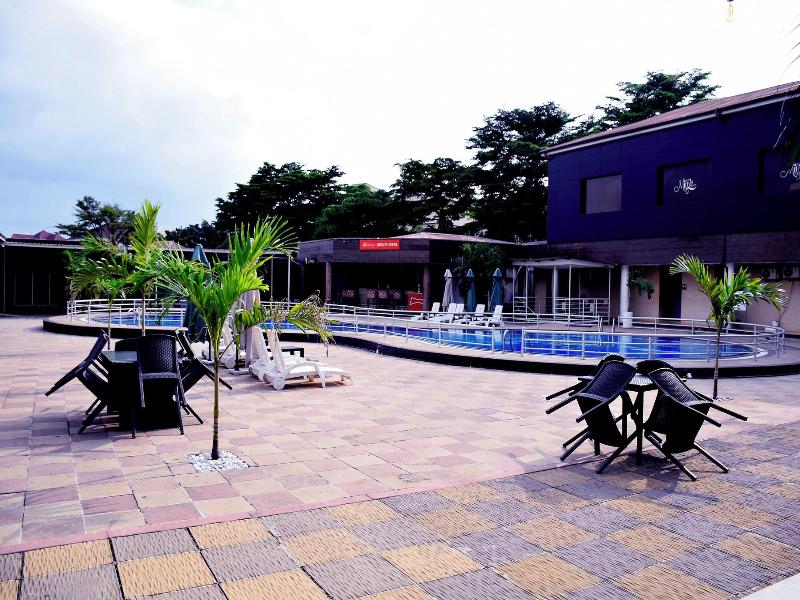 Sandralia Hotel image