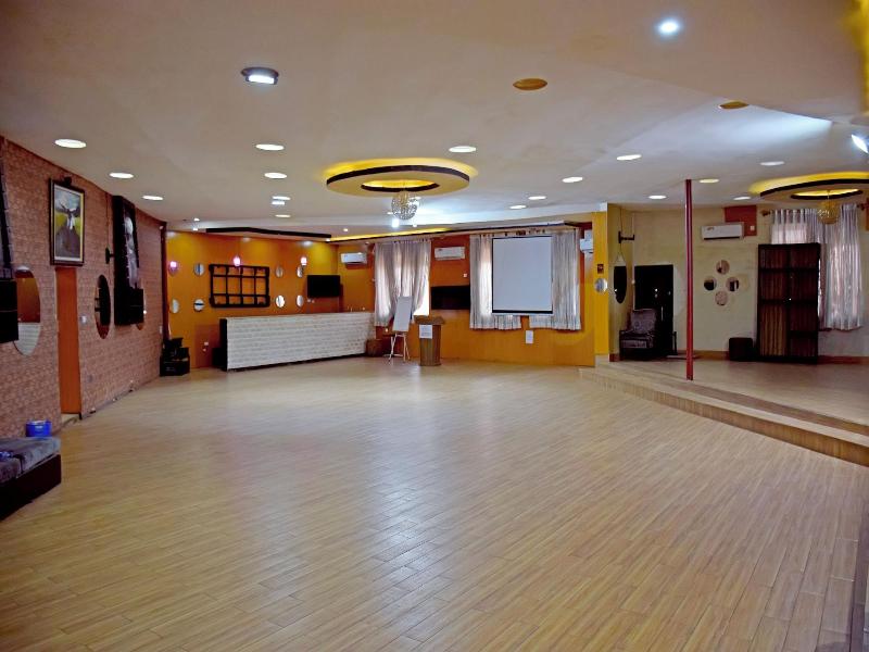 Sandralia Hotel image