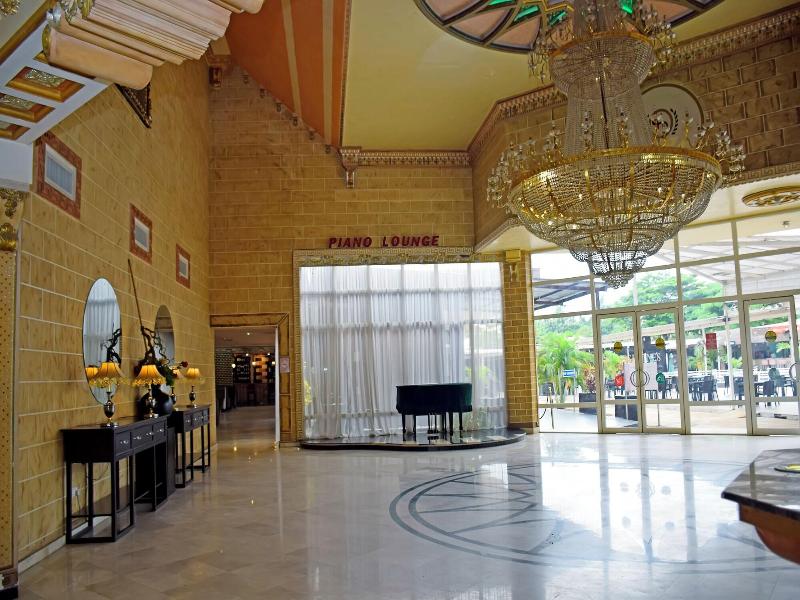 Sandralia Hotel image