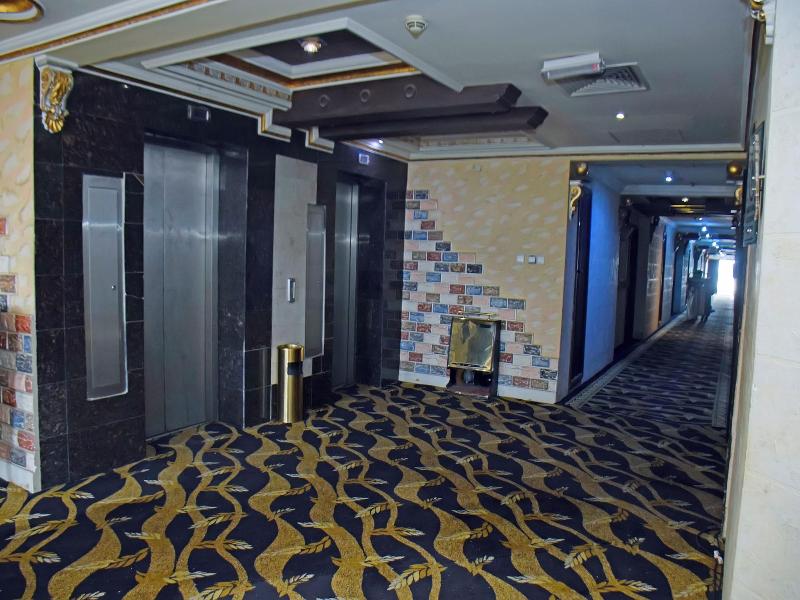 Sandralia Hotel image