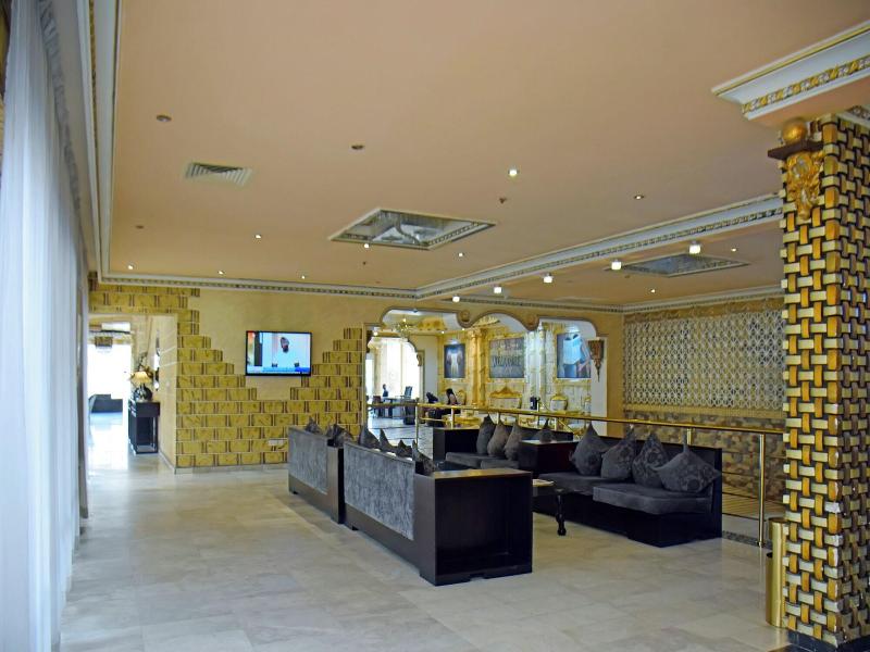 Sandralia Hotel image