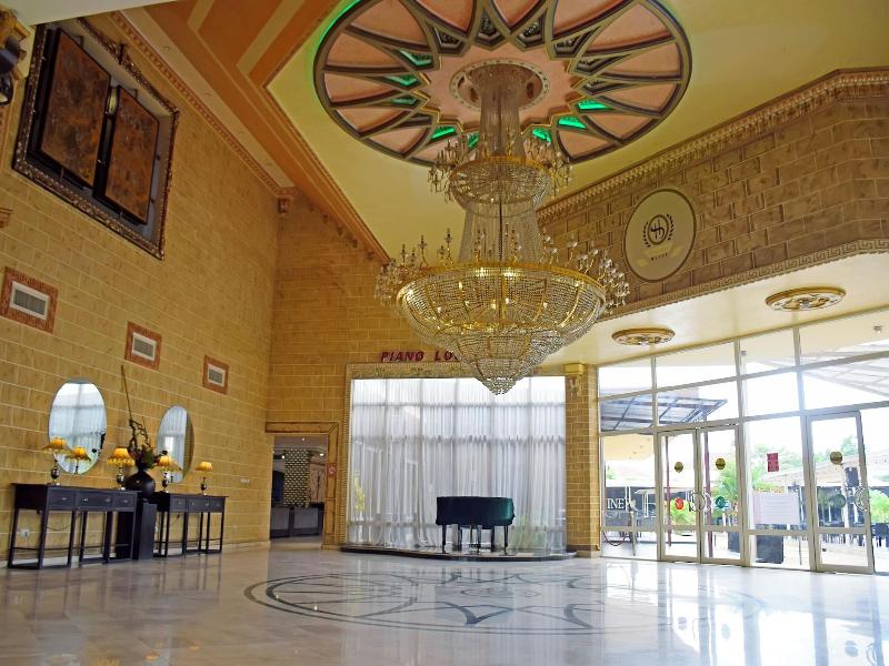 Sandralia Hotel image