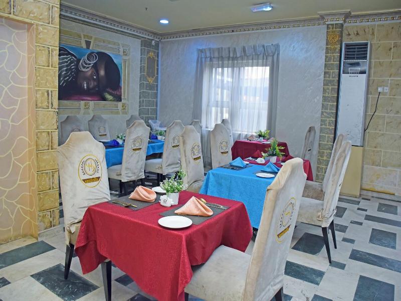 Sandralia Hotel image