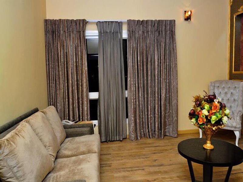 Sandralia Hotel image