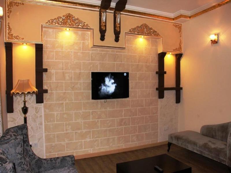 Sandralia Hotel image