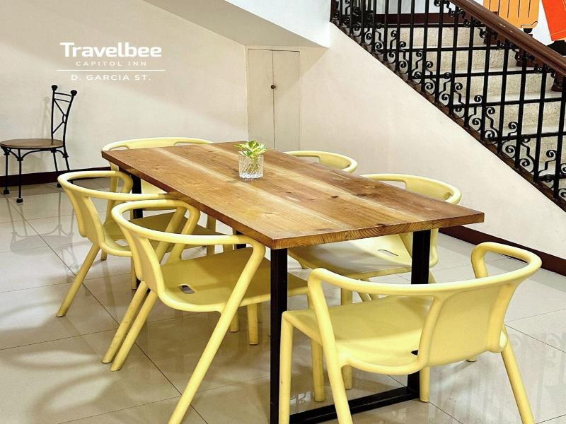 Travelbee Capitol Inn image