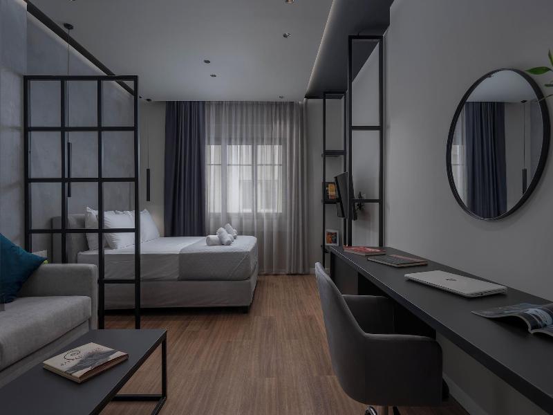 Hebrard Industrial Suites image