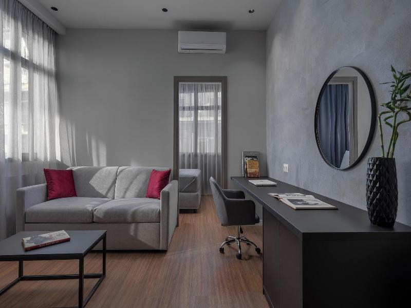 Hebrard Industrial Suites image