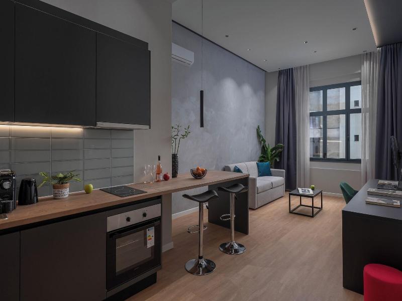 Hebrard Industrial Suites image