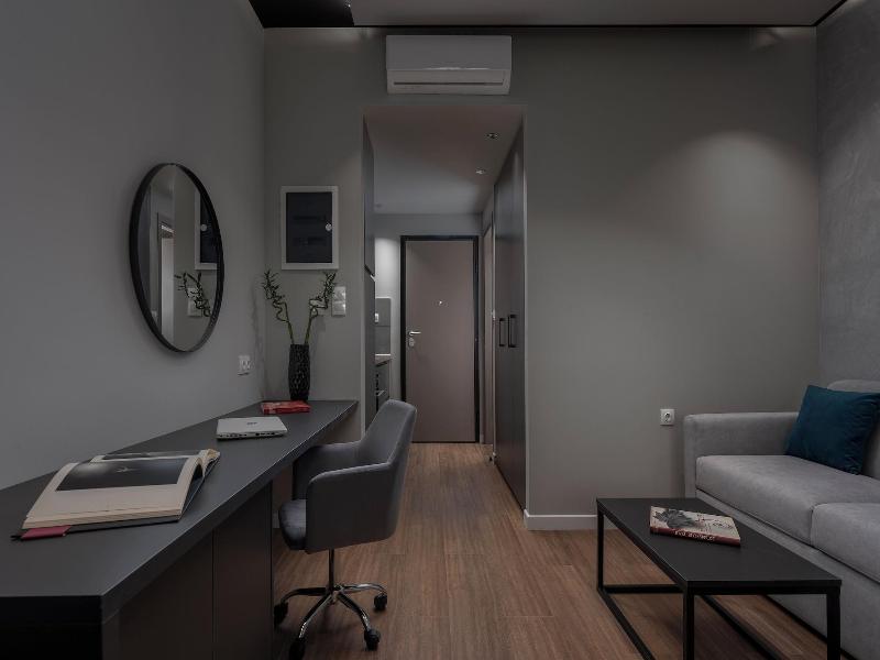 Hebrard Industrial Suites image
