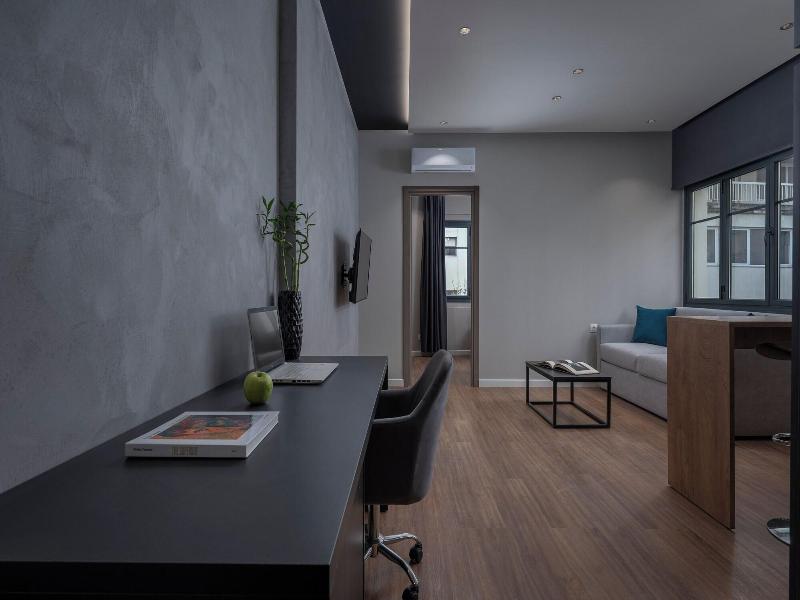 Hebrard Industrial Suites image