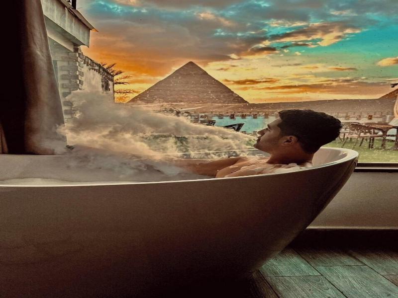White House Pyramids View image