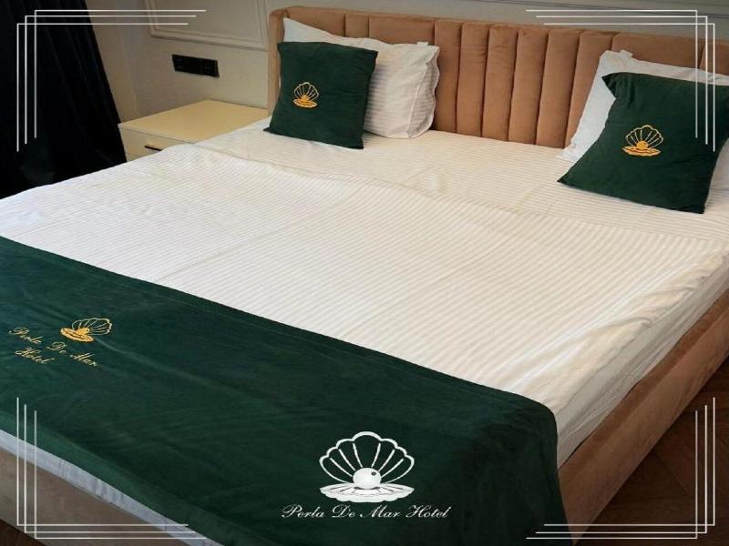 Perla De Mar Hotel image