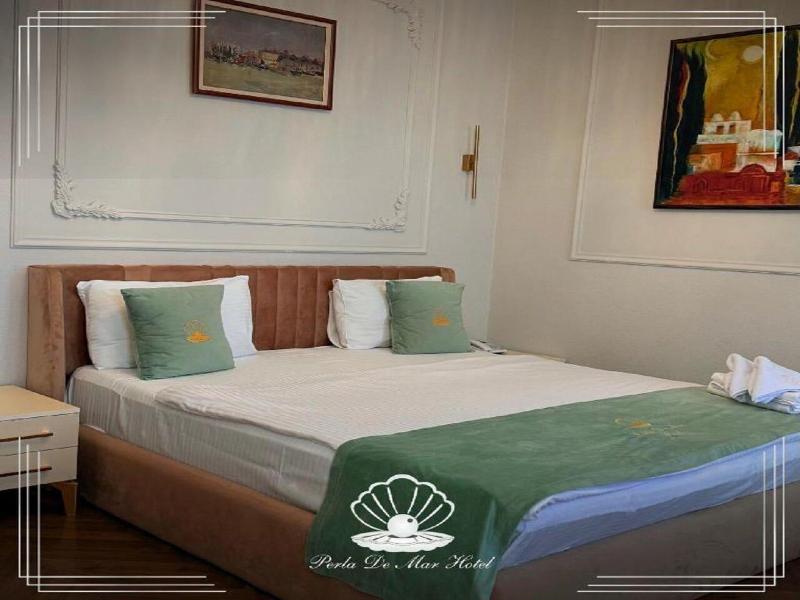 Perla De Mar Hotel image