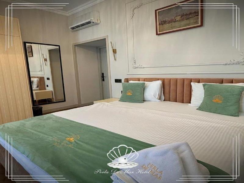 Perla De Mar Hotel image