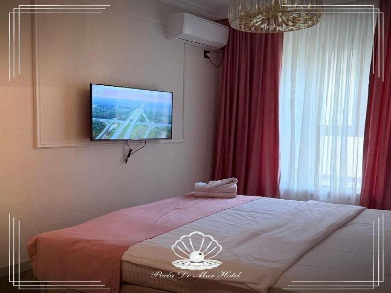 Perla De Mar Hotel image