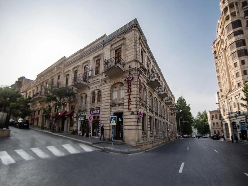 Passage Luxury Hotel Baku image