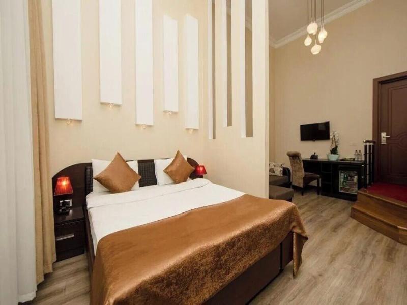 Passage Luxury Hotel Baku image