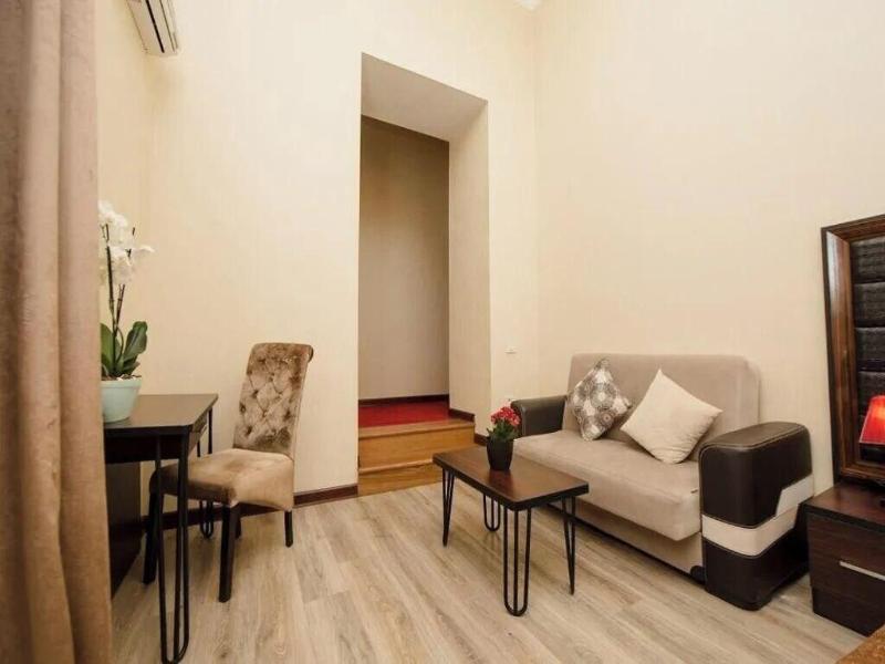 Passage Luxury Hotel Baku image