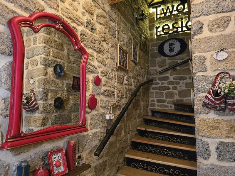 Old Rooms Hotel image