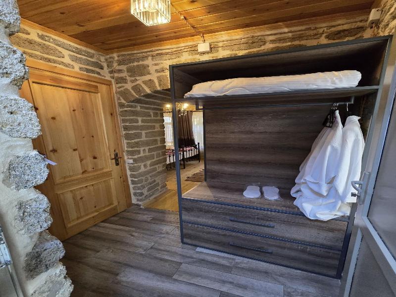 Old Rooms Hotel image