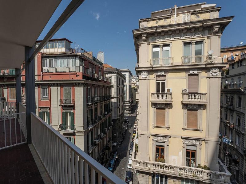 P.c. Boutique De Gasperi By Clapa Group Dislocat image
