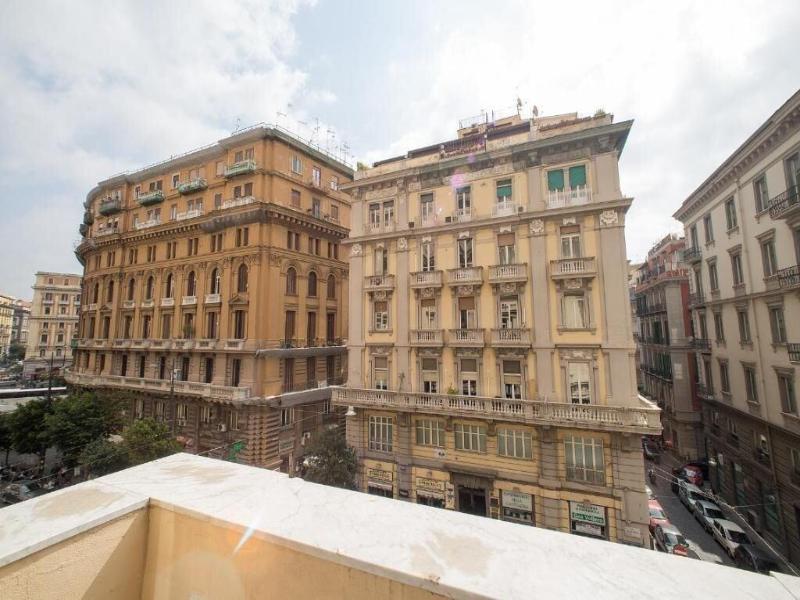 P.c. Boutique De Gasperi By Clapa Group Dislocat image