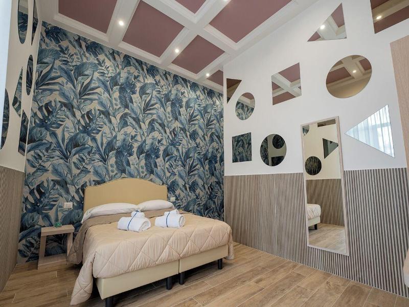 P.c. Boutique De Gasperi By Clapa Group Dislocat image