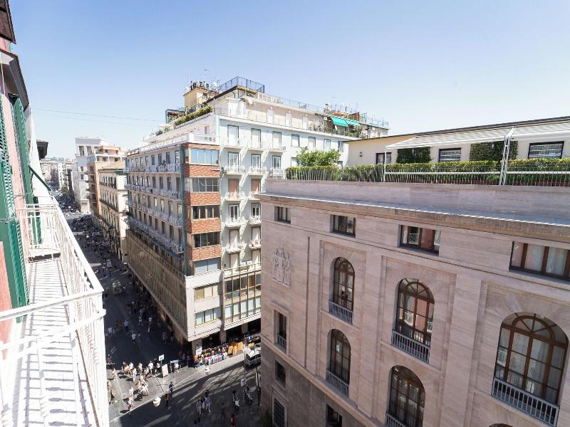 P.c. Boutique De Gasperi By Clapa Group Dislocat image