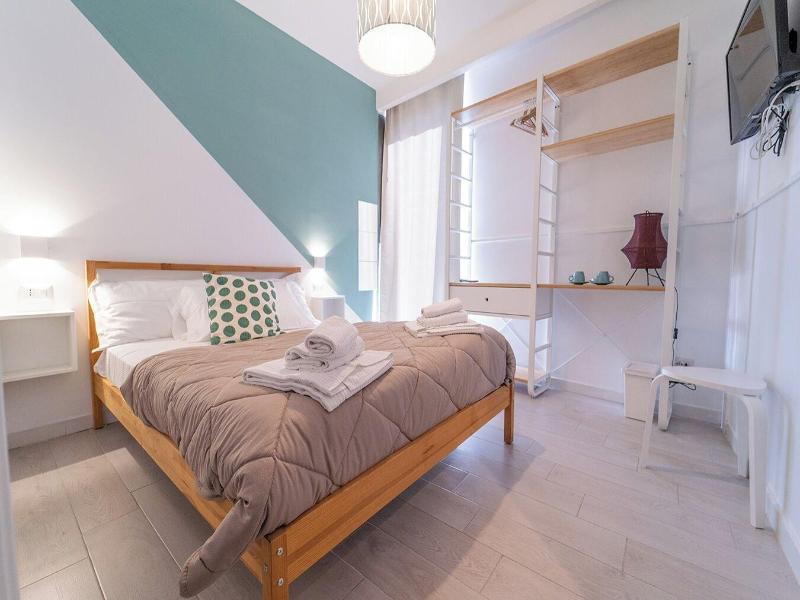 P.c. Boutique De Gasperi By Clapa Group Dislocat image