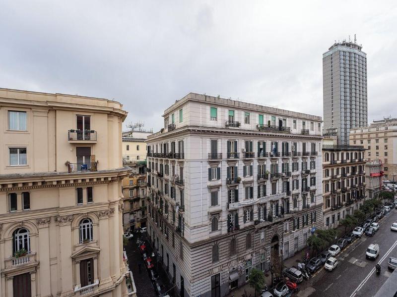 P.c. Boutique De Gasperi By Clapa Group Dislocat image