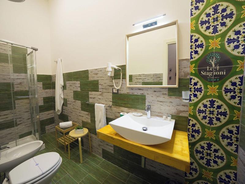P.c. Boutique De Gasperi By Clapa Group Dislocat image