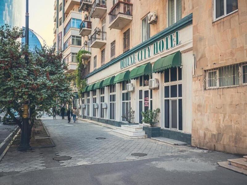 Deluxe Ä°nn Hotel Baku image