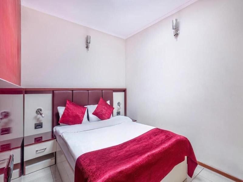 Deluxe Ä°nn Hotel Baku image
