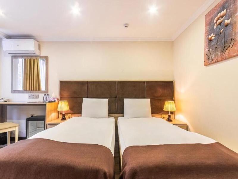 Deluxe Ä°nn Hotel Baku image
